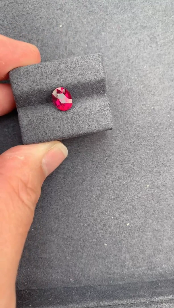 【闪购商品】碧玺裸石未镶嵌1ct 卢比莱碧玺