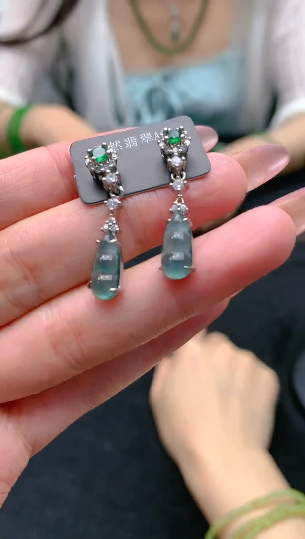 翡翠未镶嵌颈饰天然A翡翠