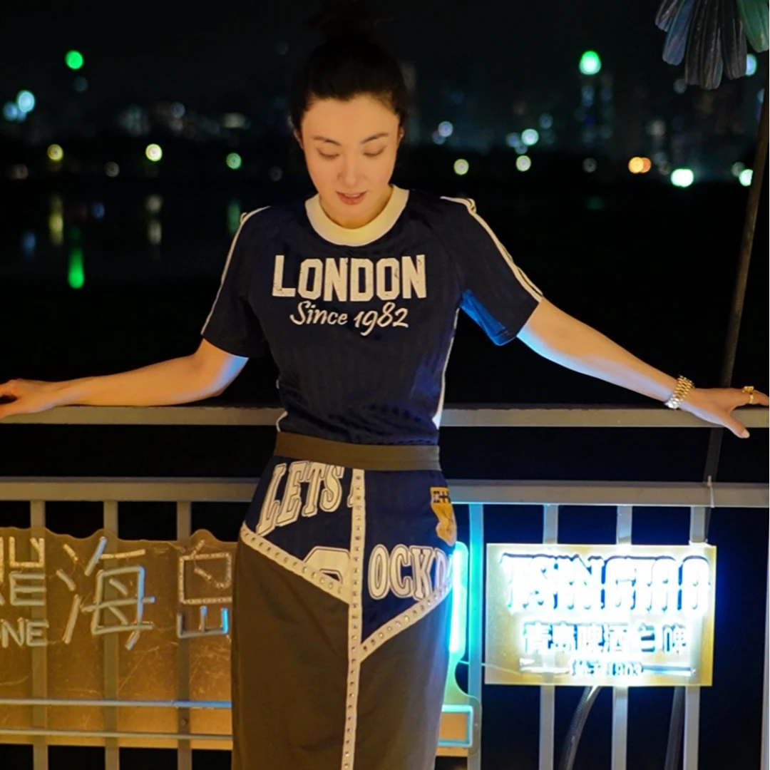 【壁虎姐】GECKO2025夏季新款 藏蓝色运动1982T恤绿蓝蕾丝半裙套装