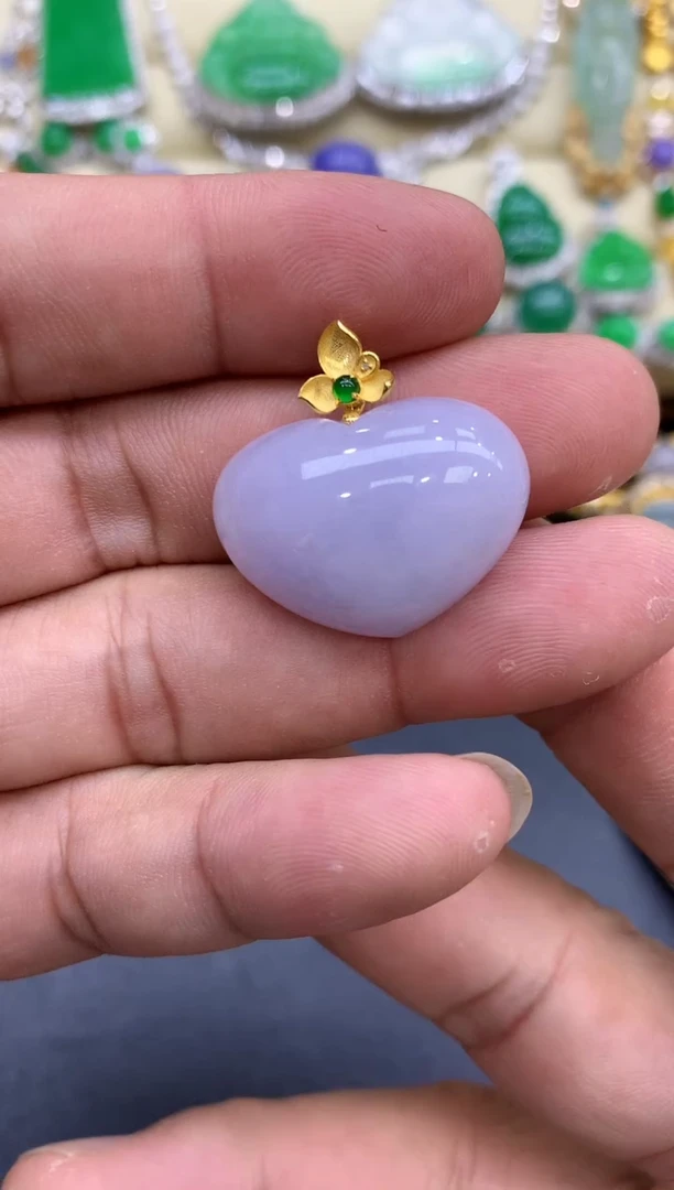 颈饰18K金镶嵌翡翠11-中国好珍宝