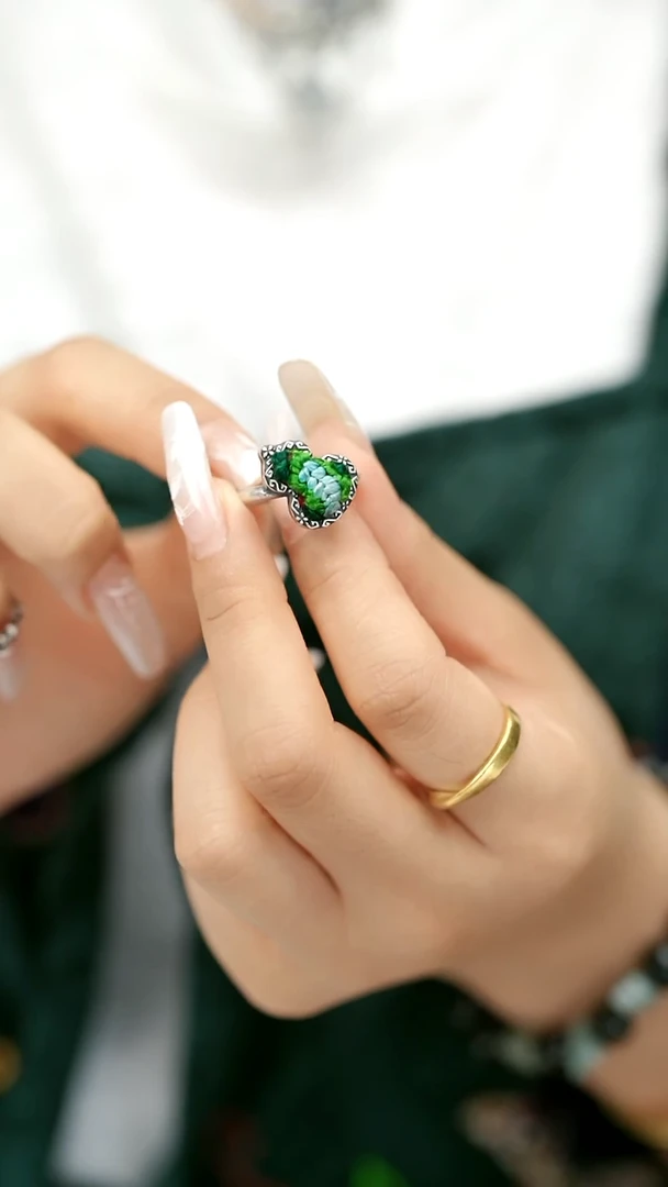 织绣65黔东南苗族刺绣