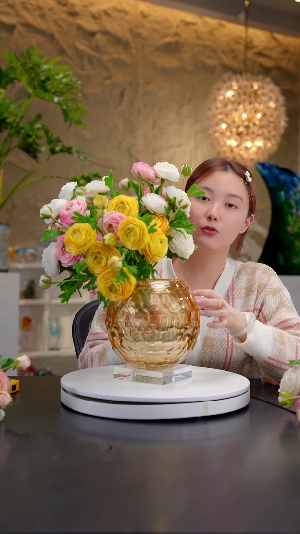 摆件琥珀色设计款花器