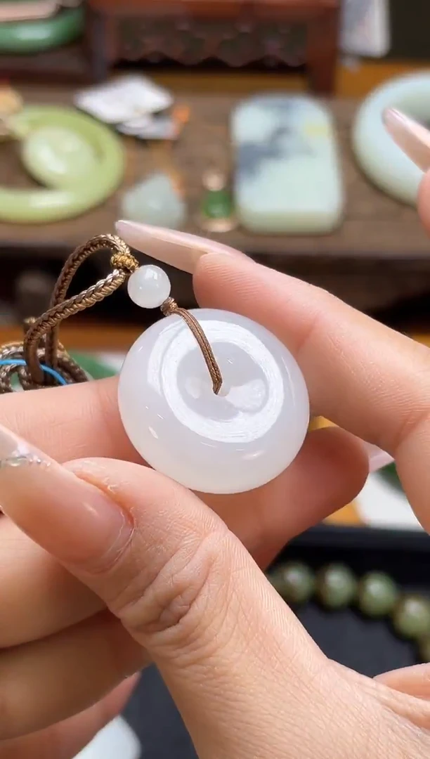 吊坠(不含链)未镶嵌和田玉青海野牛沟白玉 平安扣