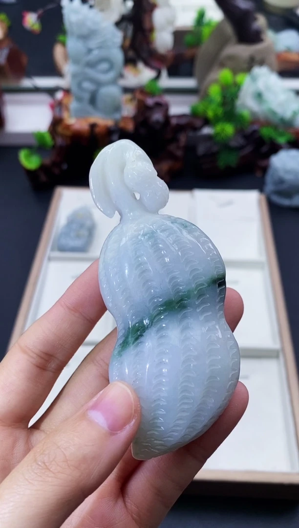 颈饰未镶嵌翡翠天然缅甸A货翡翠