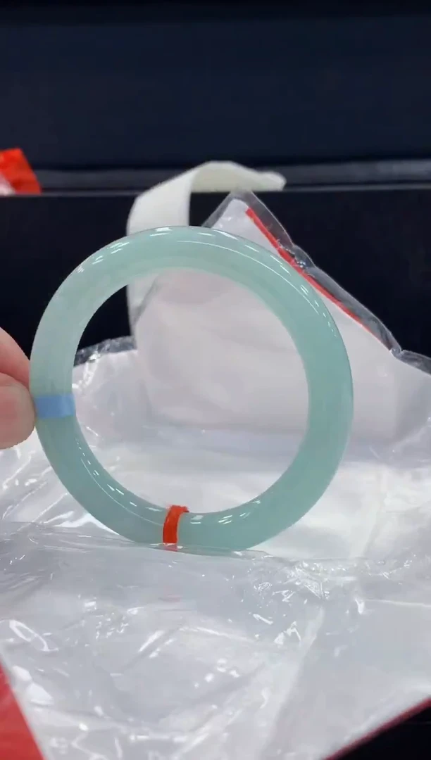 未镶嵌手镯翡翠翡翠手镯