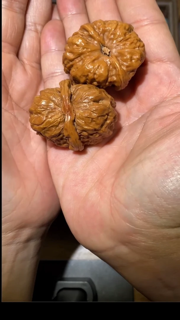 吊坠文玩核桃蛤蟆头121修过