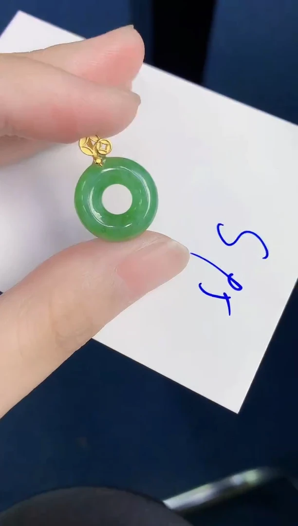 颈饰未镶嵌翡翠天然翡翠缅甸A货