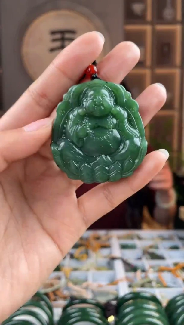 颈饰未镶嵌和田玉拍一发一，拍一发一
