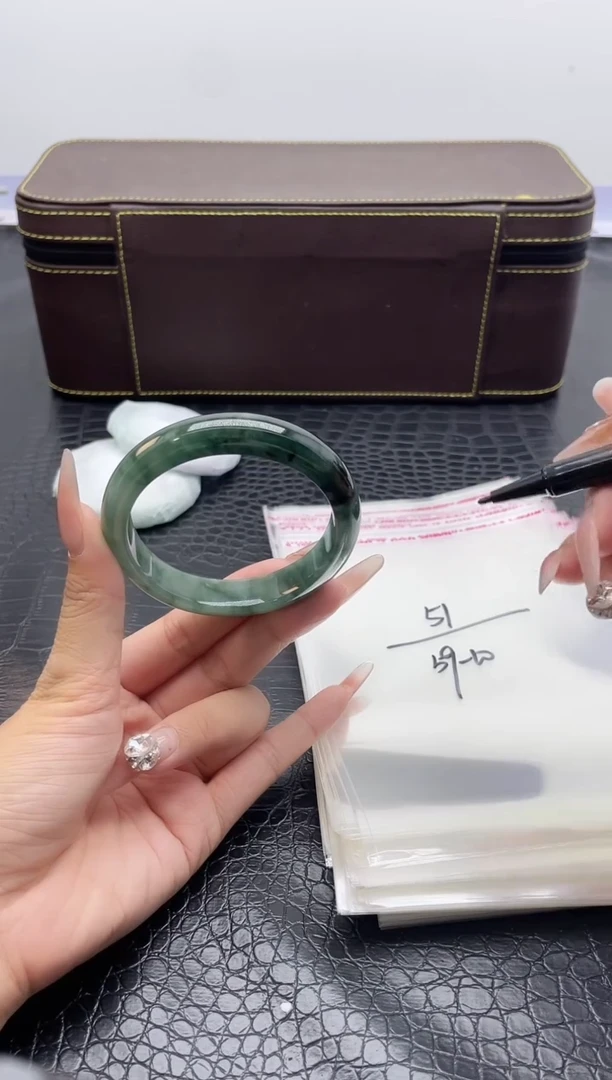 51手镯所见即所得拍啥发啥