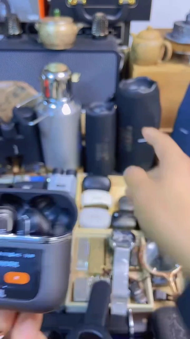 瓷片闪购商品，如图所示