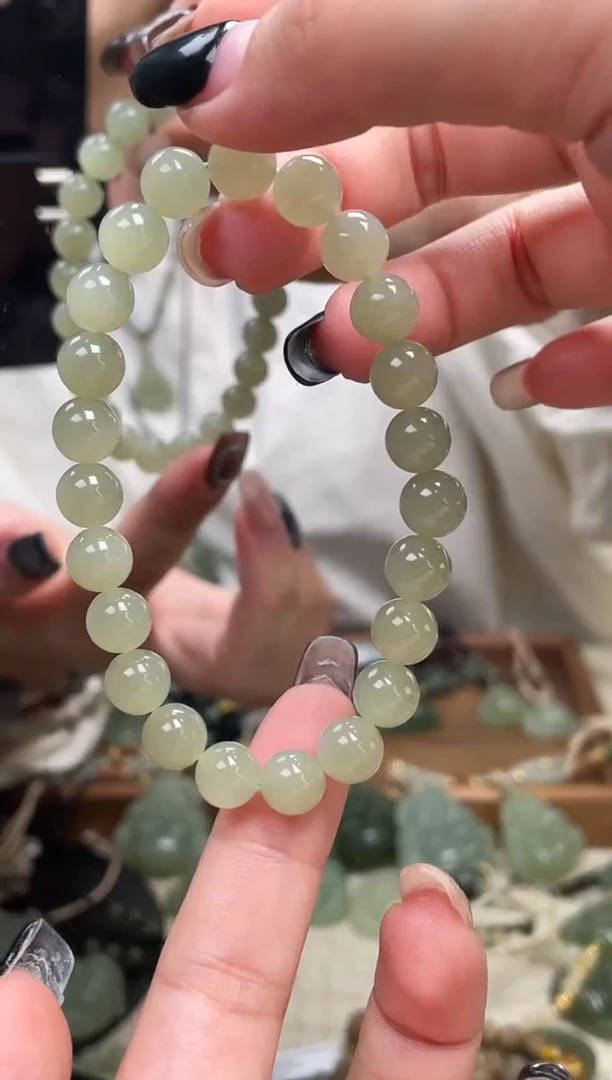 颈饰未镶嵌和田玉8mm