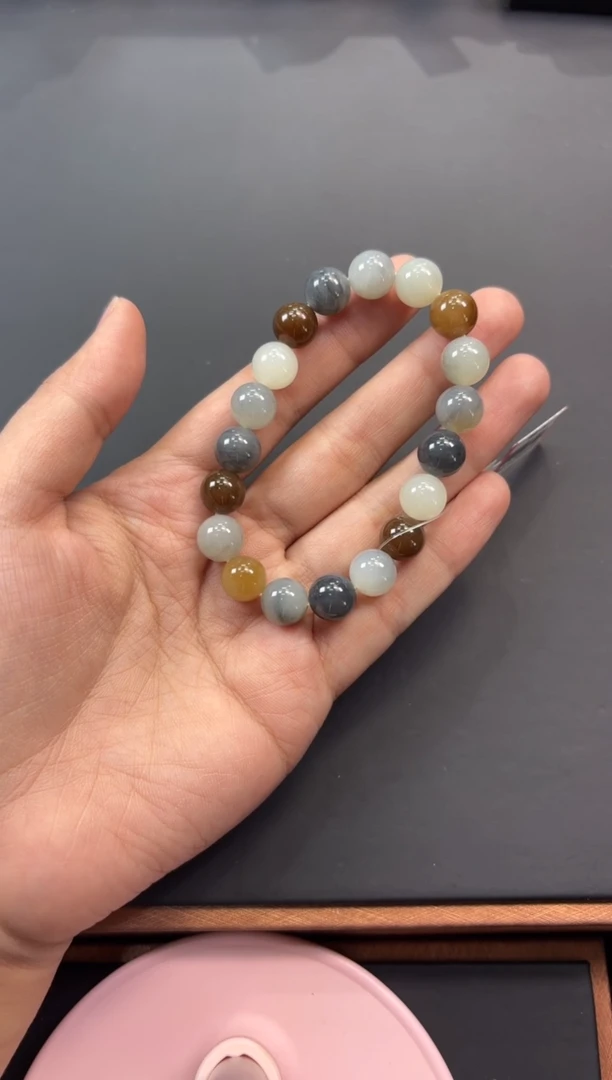 【闪购商品】和田玉手串未镶嵌若羌微色差卡10