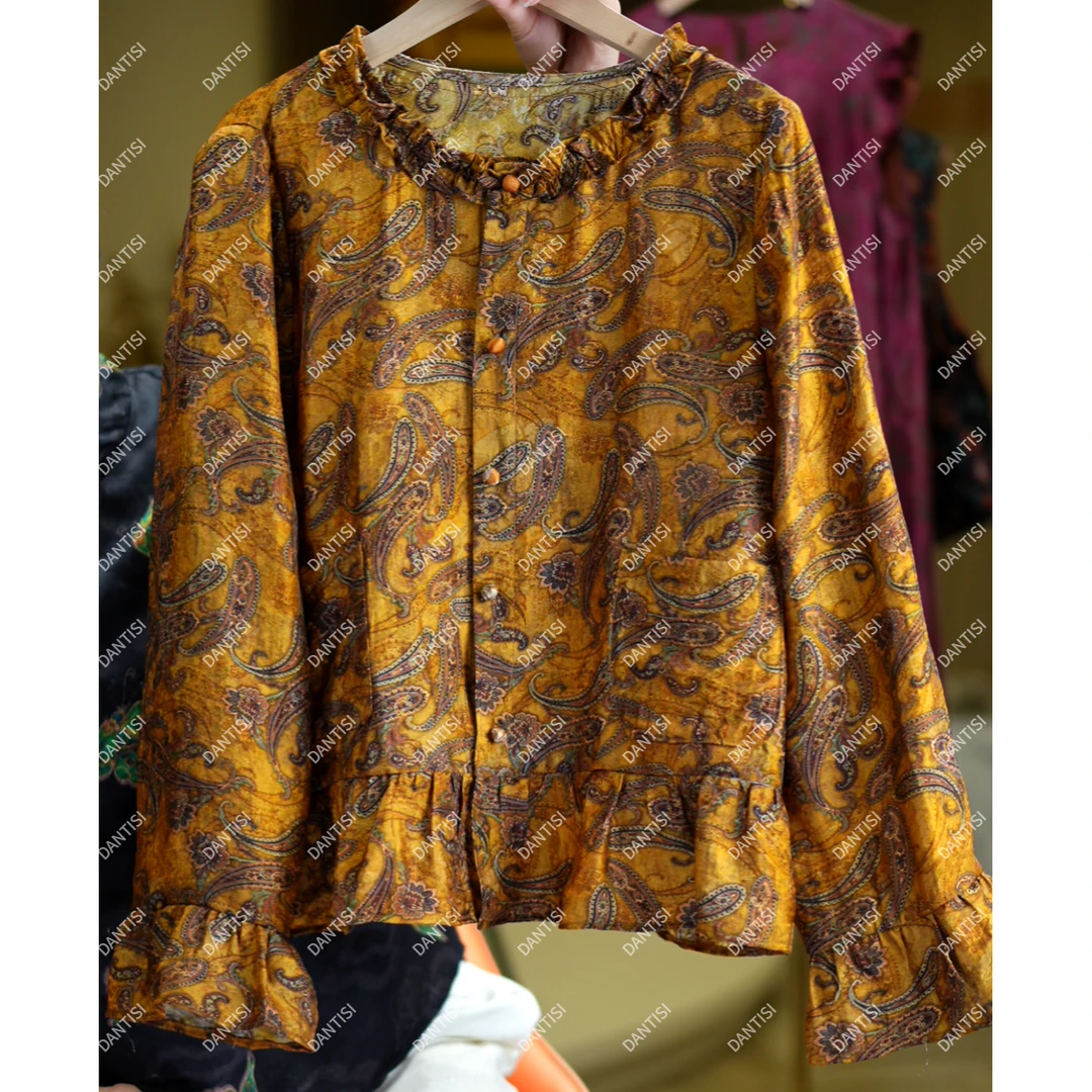 杏罗襟<<非遗美学>>1800复古金黄佩斯利花纹木扣上衣