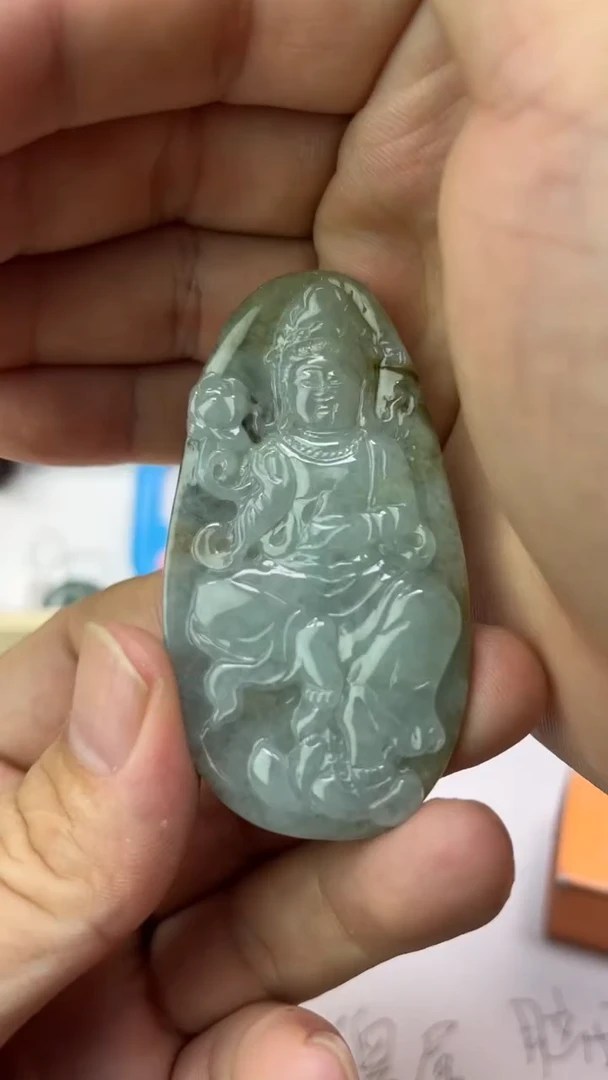 翡翠未镶嵌颈饰找*天然翡翠
