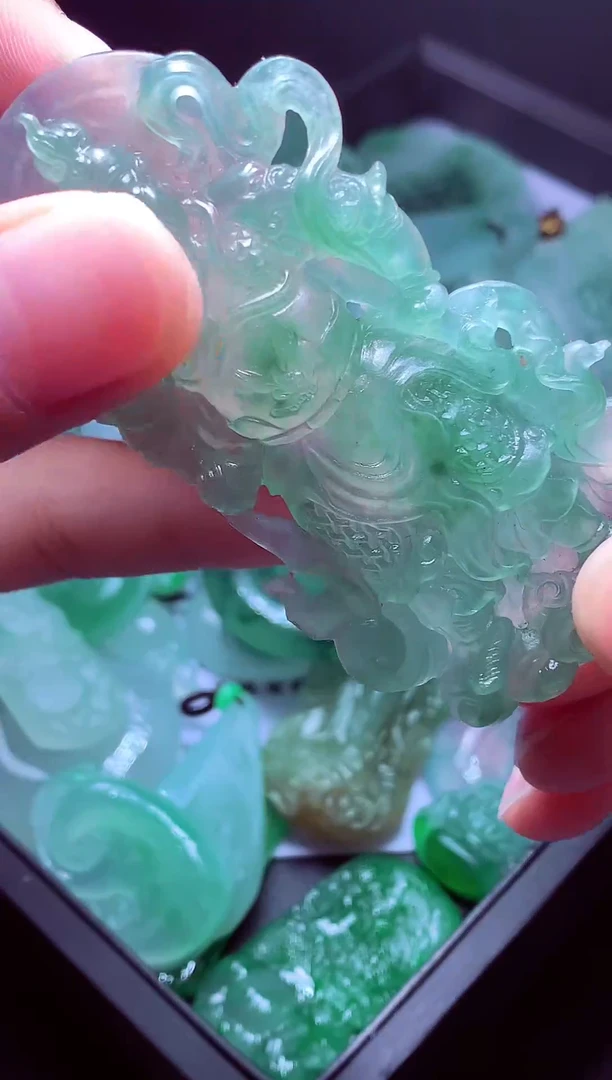 未镶嵌定制翡翠齐****#毛货翡翠定制