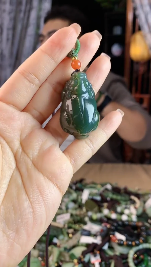 【闪购商品】和田玉挂件未镶嵌多样性发货拍一发一