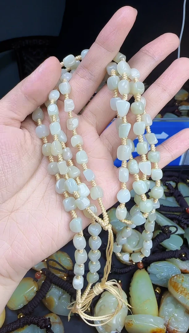 和田玉未镶嵌颈饰1多样性发货拍一单发一个