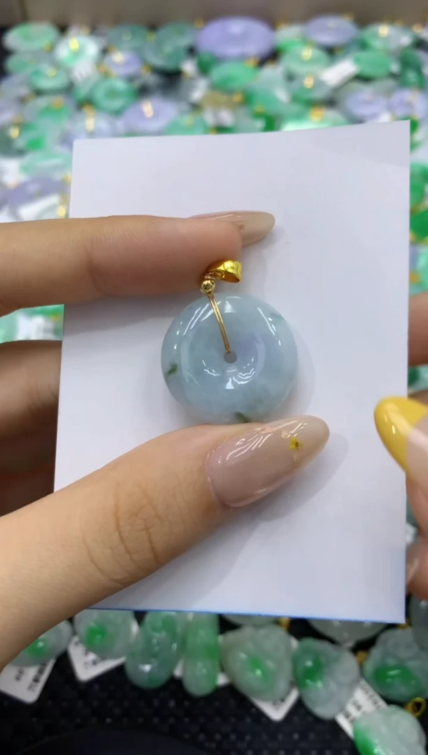颈饰未镶嵌翡翠天然缅甸翡翠A货