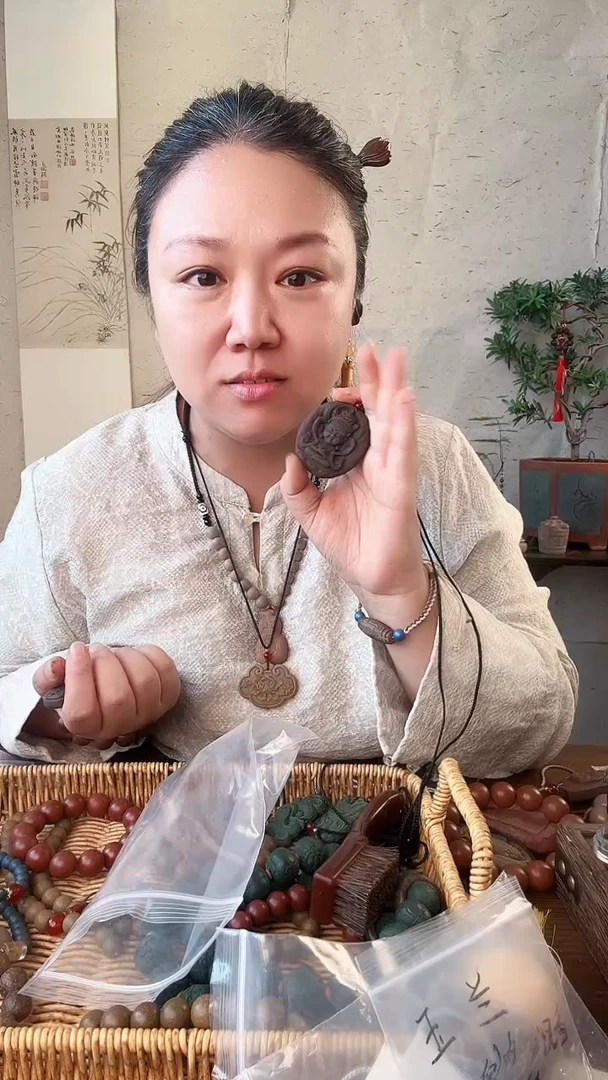 泥塑【玉兰香方】药师佛