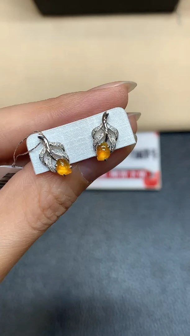 18K金镶嵌翡翠耳饰【无鉴赏期】随形【无服务费