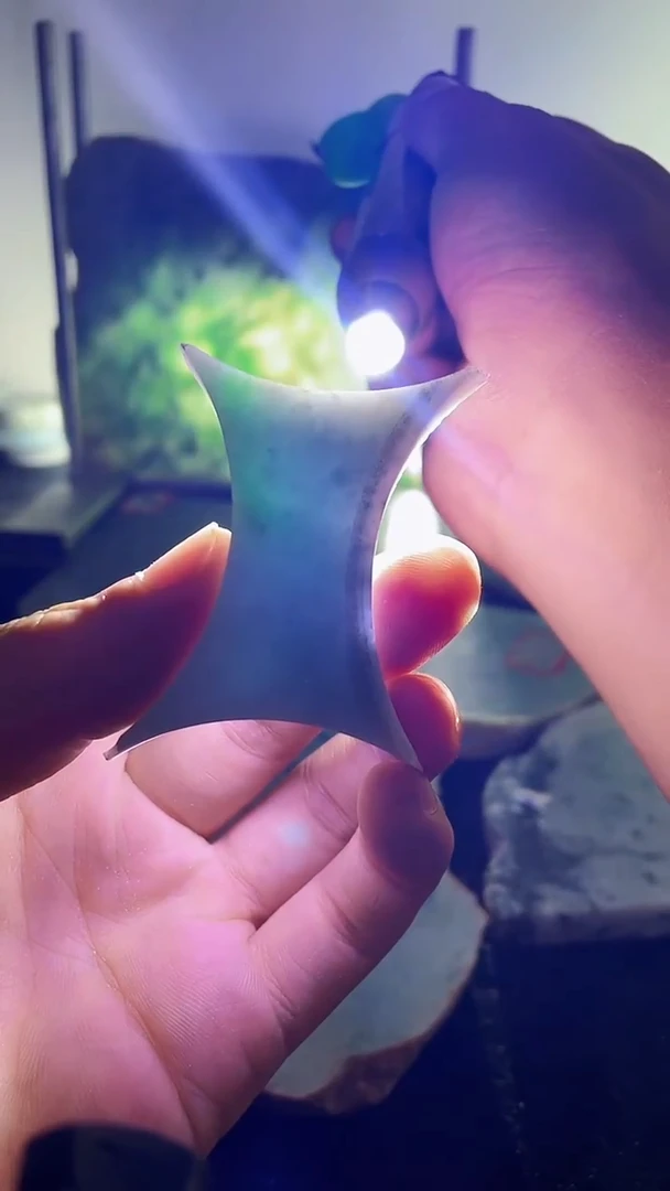 未镶嵌定制翡翠需要加工联系官方后台客服