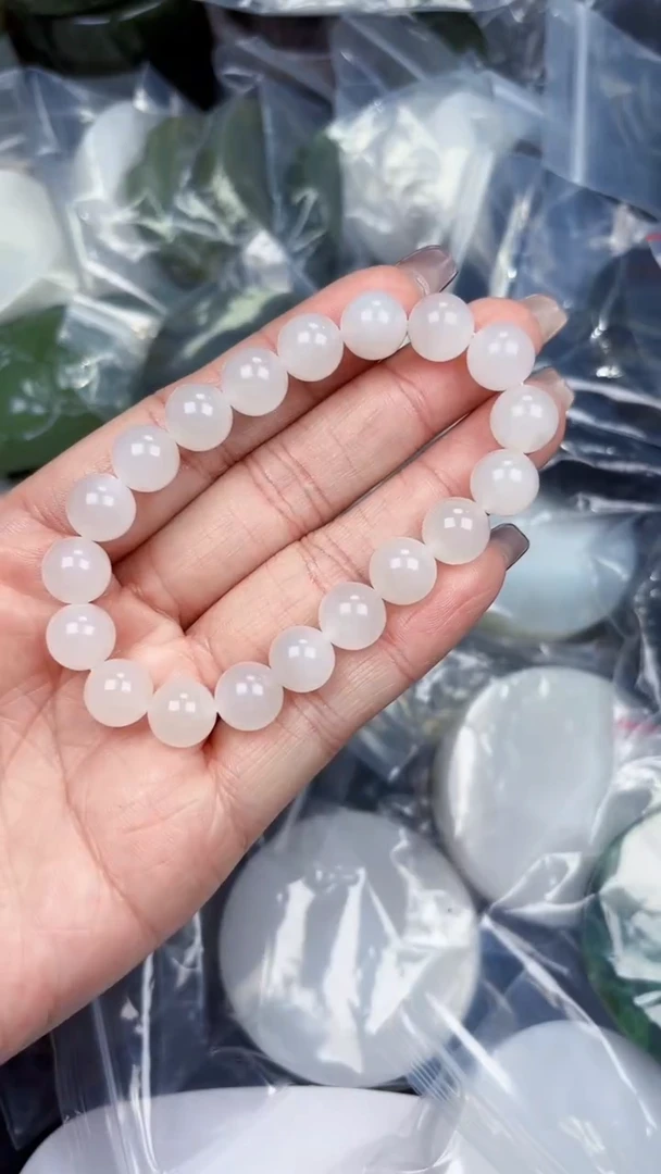 颈饰未镶嵌和田玉和田玉