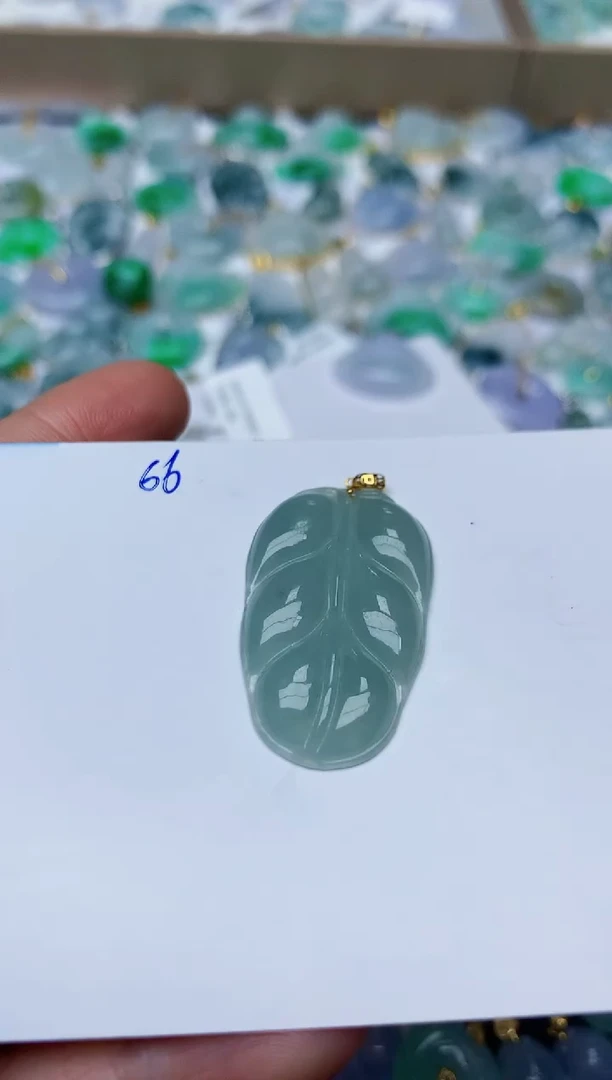 【闪购商品】翡翠颈饰18K金镶嵌天然翡翠A货