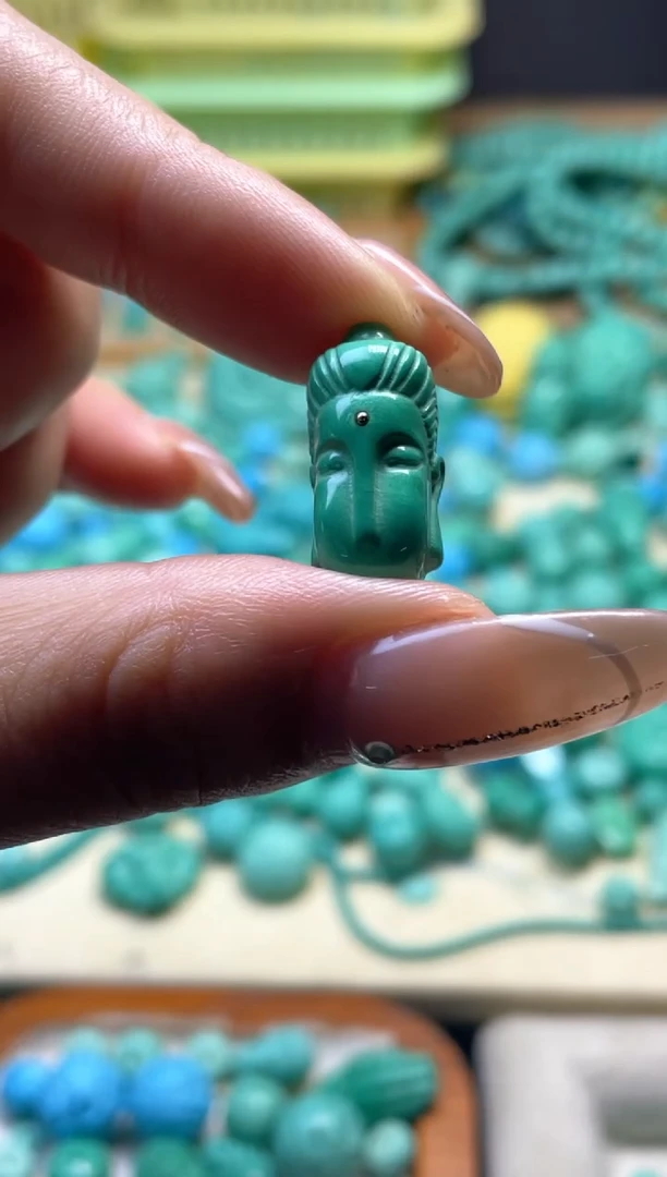 无非金属大长脸佛