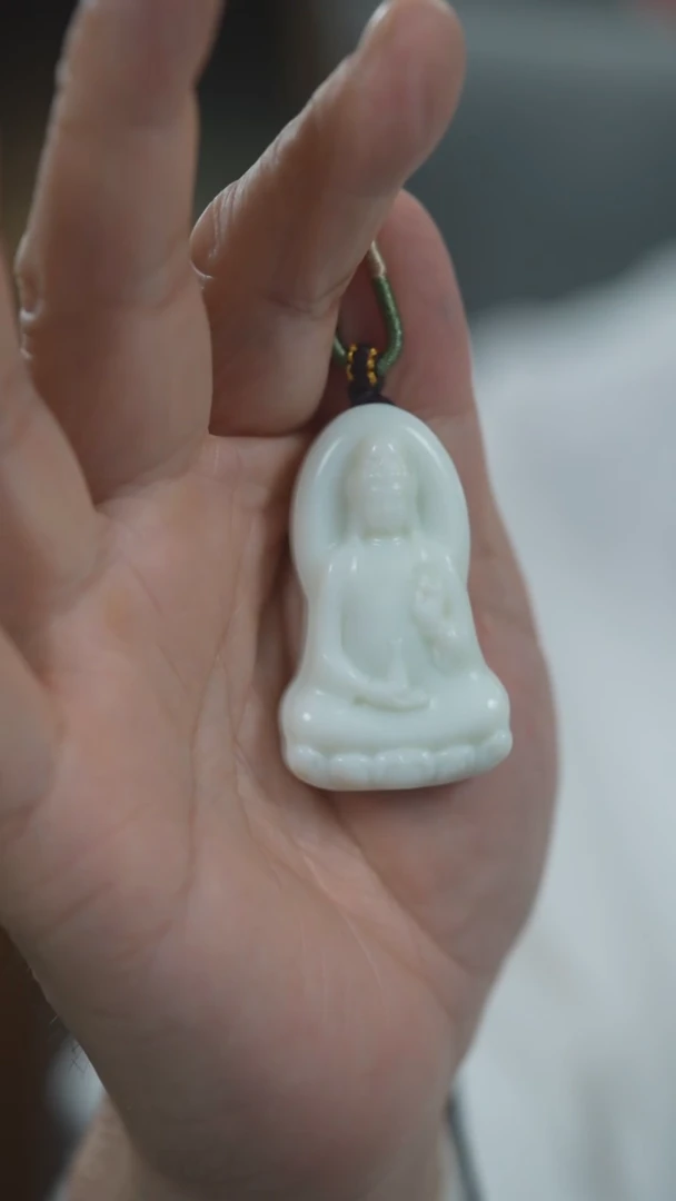 吊坠(不含链)未镶嵌和田玉观音吊坠