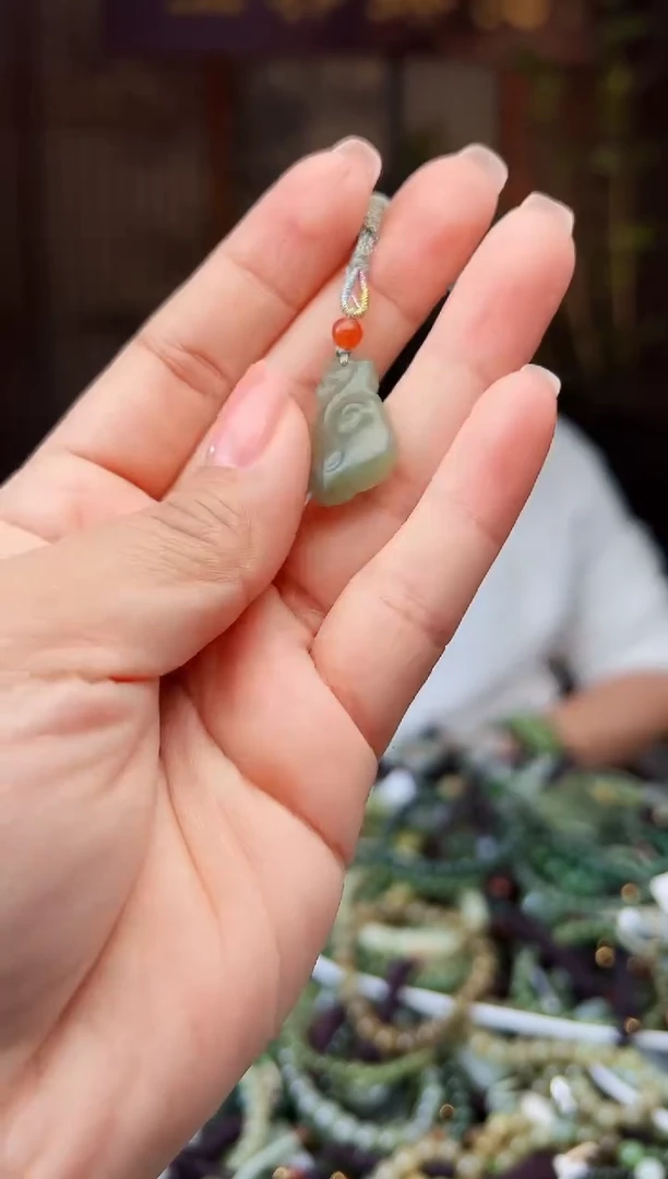 颈饰未镶嵌和田玉多样性发货拍一发一