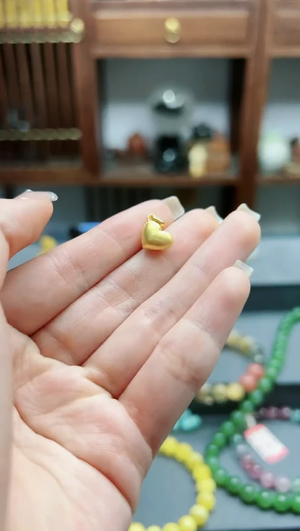 【闪购商品】18K金颈饰18k金爱心吊坠*1 MY赠链