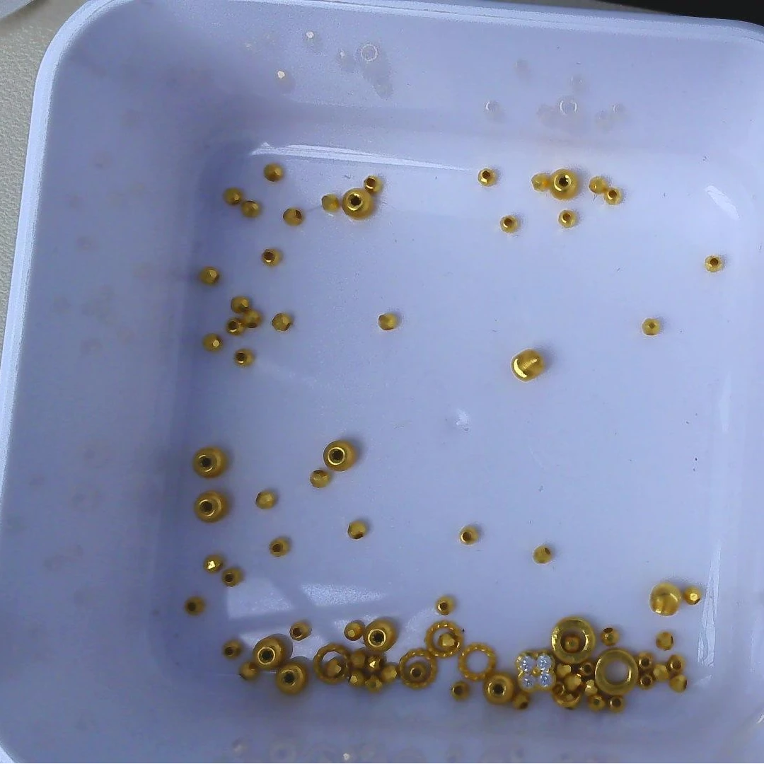 黄金足金小金 豆