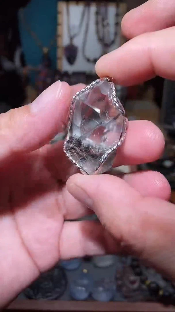 吊坠未镶嵌水晶黑银钛