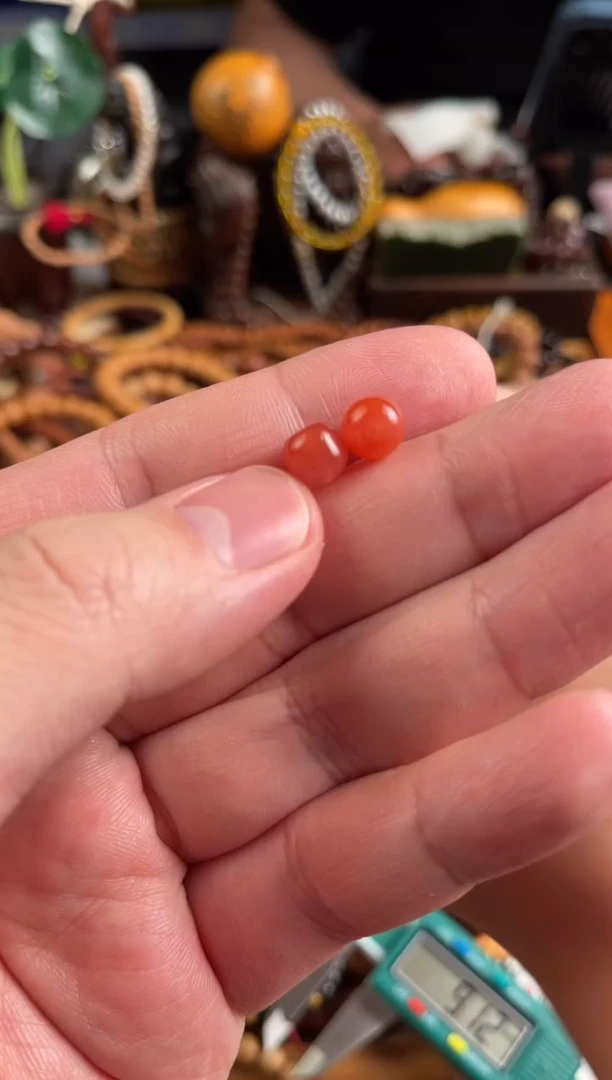 【闪购商品】玛瑙/玉髓.未镶嵌王胖子文玩工作室粉糯随机发（一对）8+