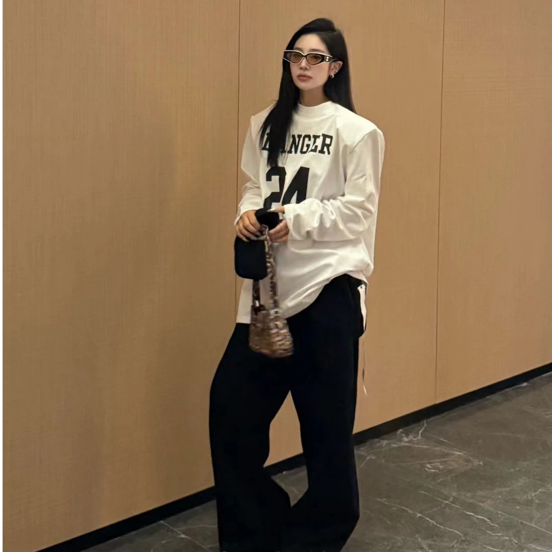 宠儿【2024冬季韩版3色印花垫肩圆领长袖体恤】