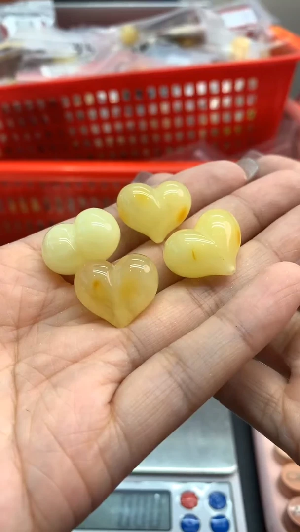 未镶嵌琥珀珠宝奇石283多样性发其一有瑕