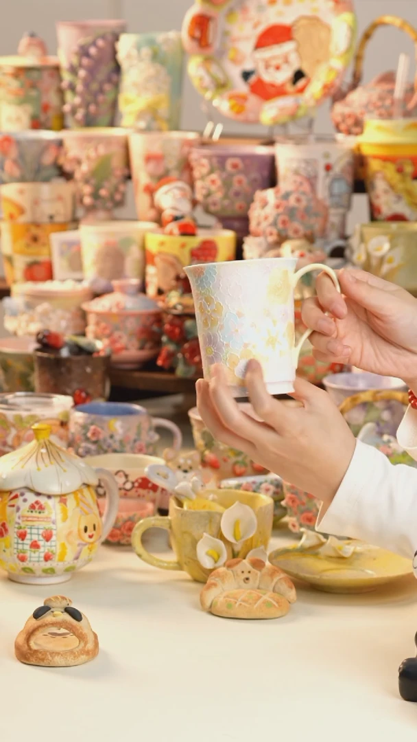 摆件陶微瑕no退no换景德镇釉下彩手绘设计师款陶瓷