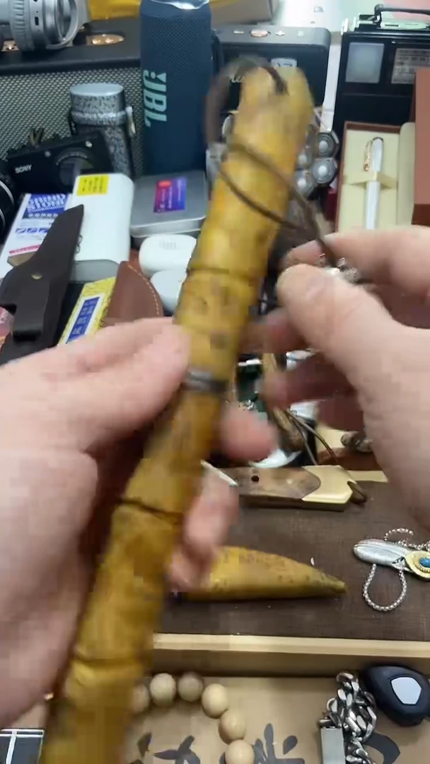 瓷片闪购商品  如图所示