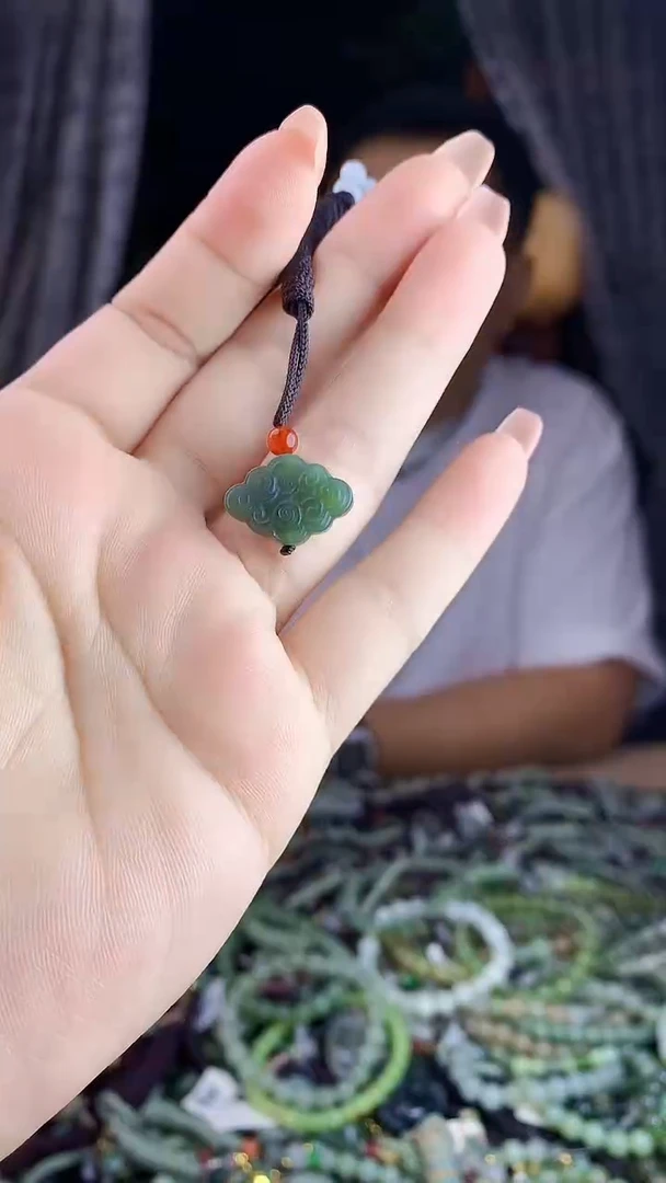 和田玉未镶嵌挂件多样性发货拍一发一