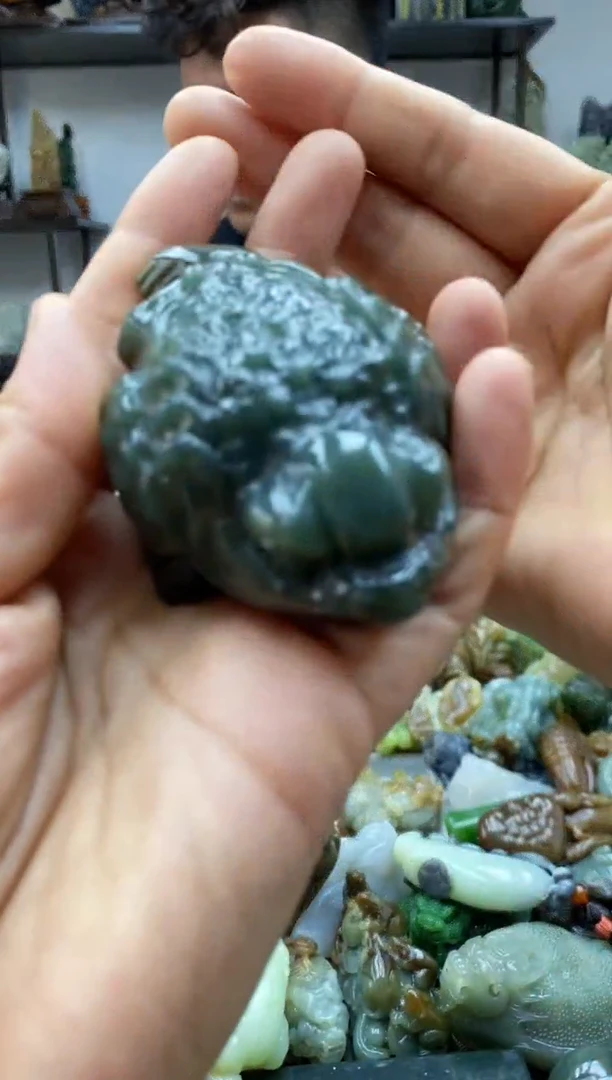 和田玉未镶嵌把件1