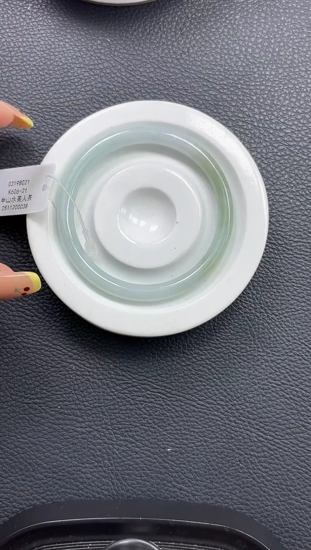 未镶嵌手镯翡翠K606-21 美人条（56圈口）