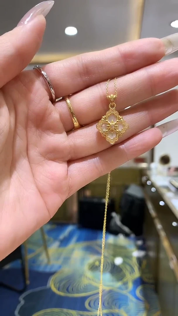 【闪购商品】贝壳（贝母）吊坠（不含链）18K金镶嵌吊坠（不含链）