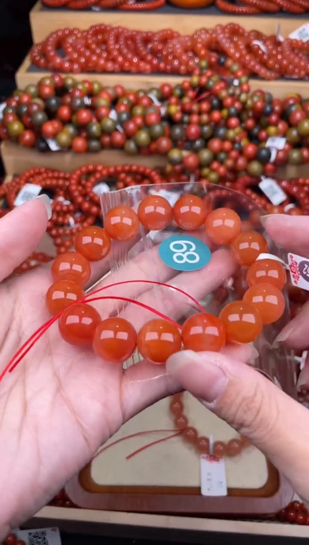 南红玛瑙未镶嵌珠宝奇石89-14