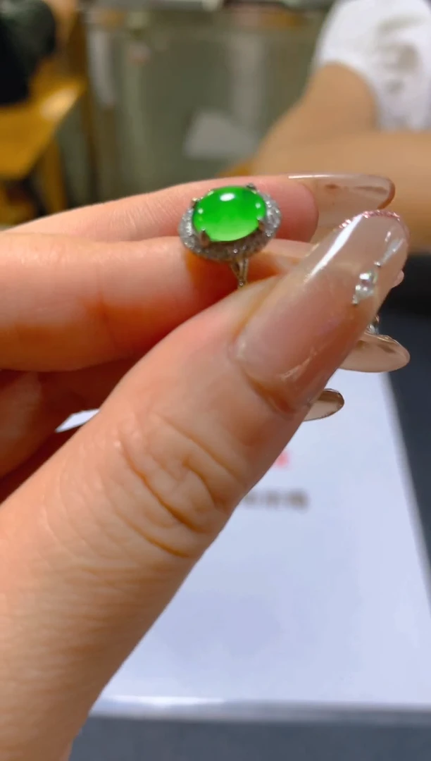 未镶嵌戒指翡翠多样性发一