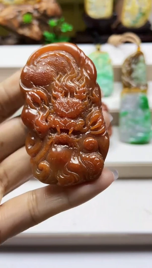 颈饰未镶嵌翡翠翡翠A货
