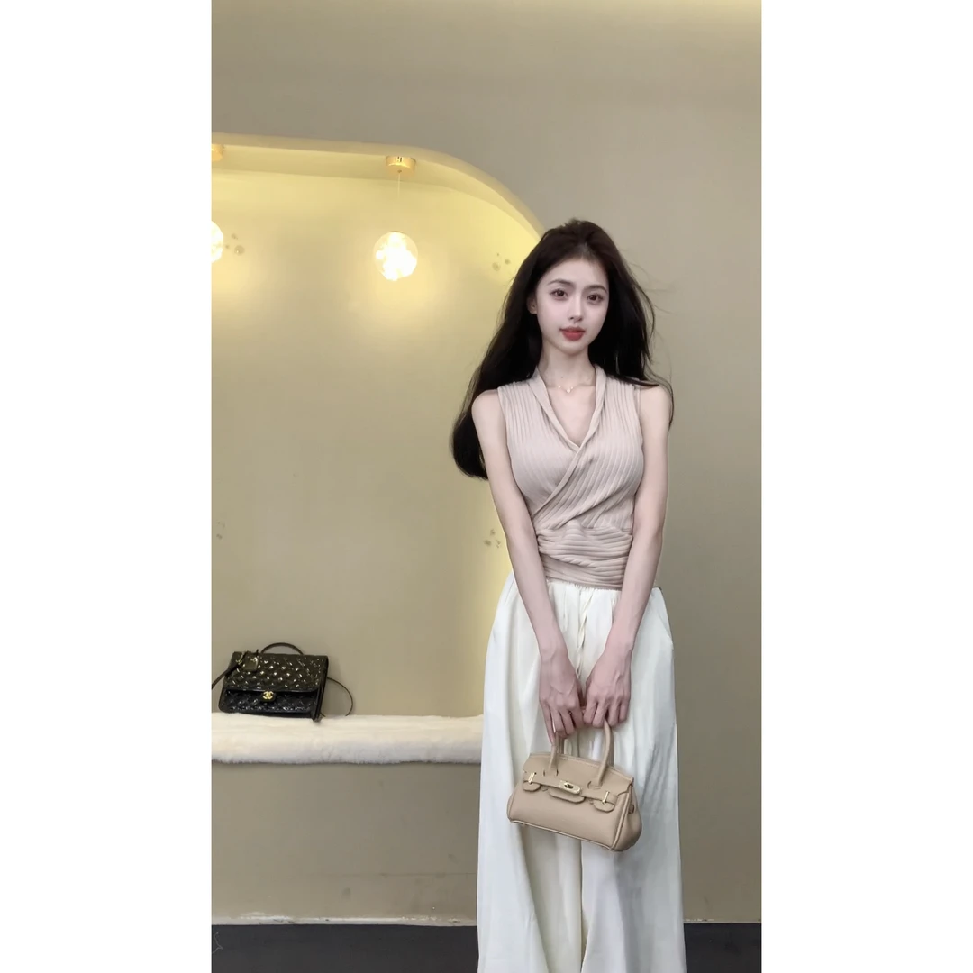 【清仓】吊带显瘦气质夏季设计感性感修身时尚无袖法式上衣
