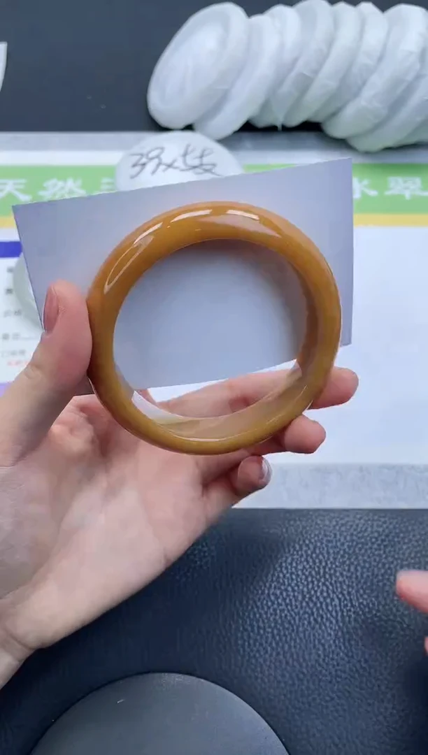 【闪购商品】石英质玉手镯未镶嵌A215-61+