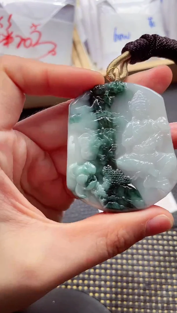 颈饰未镶嵌翡翠000111