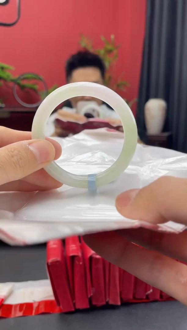 未镶嵌手镯翡翠10