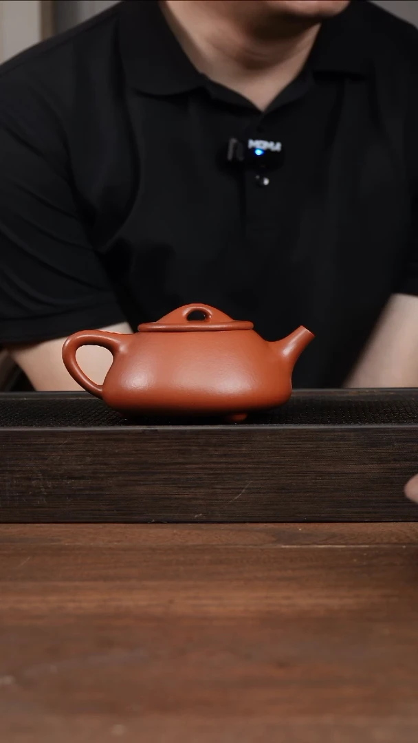 茶壶紫砂上****习全手朱泥景州石瓢    220CC